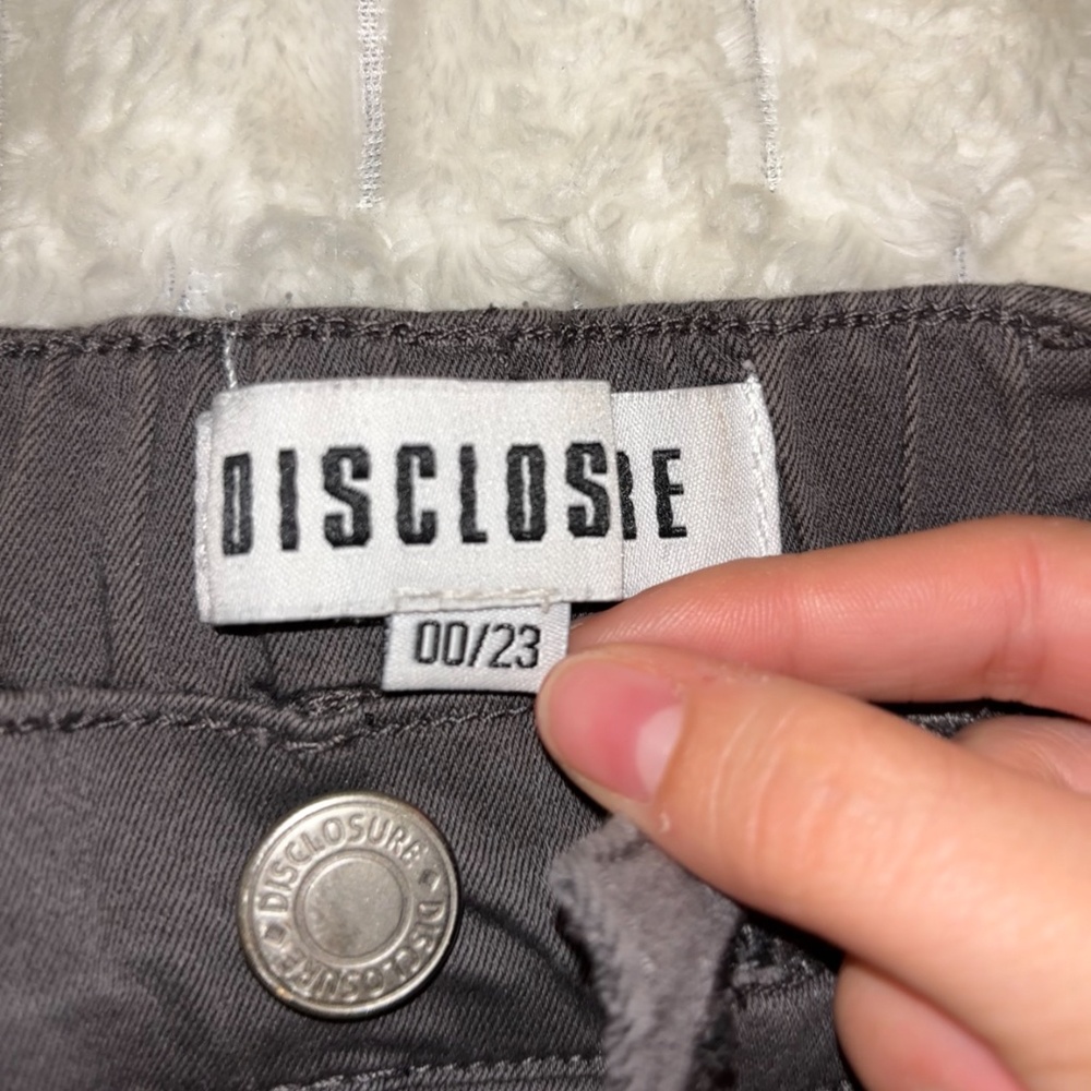 Dark grey jeans, lowrise